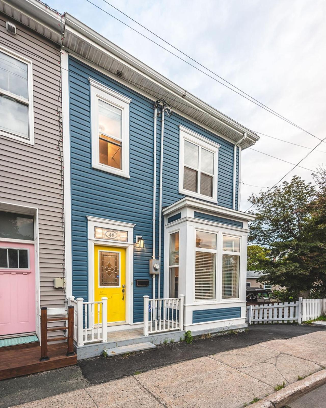 Вилла Blvd House Quidi Vidi Lake Parking Сент-Джонс Экстерьер фото